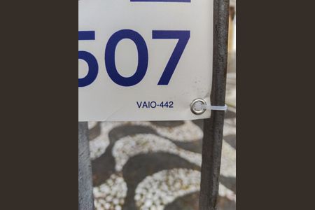 Casa à venda com 178m², 4 quartos e 4 vagasPlaquinha 