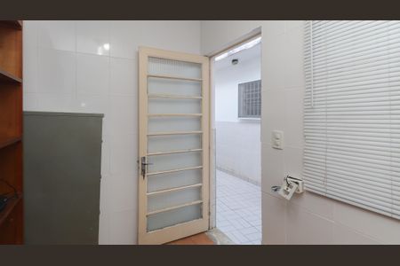 Casa à venda com 178m², 4 quartos e 4 vagasQuarto de Serviço