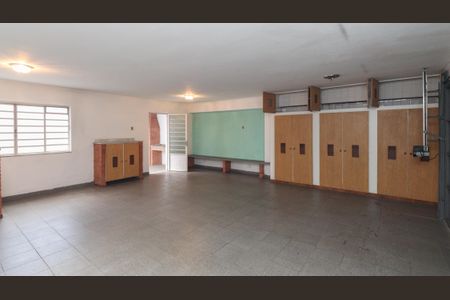 Casa à venda com 178m², 4 quartos e 4 vagasGaragem