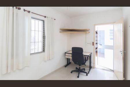 Casa à venda com 178m², 4 quartos e 4 vagasQuarto 2