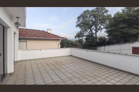 Casa à venda com 178m², 4 quartos e 4 vagasQuintal
