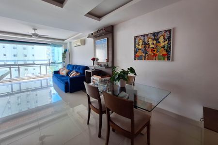 Apartamento à venda com 150m², 3 quartos e 1 vaga Apartamento à venda com 150m², 3 quartos e 1 vagaSala
