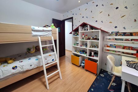 Apartamento à venda com 150m², 3 quartos e 1 vaga Apartamento à venda com 150m², 3 quartos e 1 vagaQuarto 1