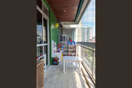 Apartamento à venda com 150m², 3 quartos e 1 vaga Apartamento à venda com 150m², 3 quartos e 1 vagaVaranda da Sala