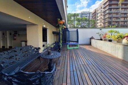 Apartamento à venda com 150m², 3 quartos e 1 vaga Apartamento à venda com 150m², 3 quartos e 1 vagaÁrea comum