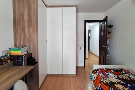 Apartamento à venda com 150m², 3 quartos e 1 vaga Apartamento à venda com 150m², 3 quartos e 1 vagaQuarto 2