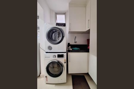 Apartamento à venda com 150m², 3 quartos e 1 vaga Apartamento à venda com 150m², 3 quartos e 1 vagaÁrea de Serviço
