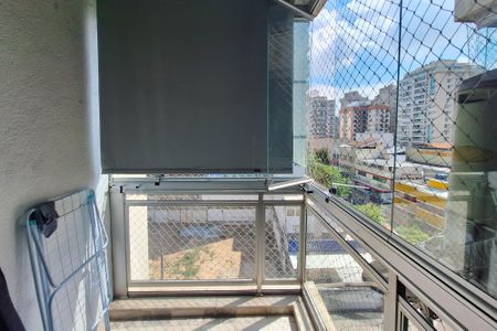 Apartamento à venda com 150m², 3 quartos e 1 vaga Apartamento à venda com 150m², 3 quartos e 1 vagaVaranda da Suíte 1