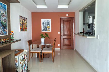 Apartamento à venda com 150m², 3 quartos e 1 vaga Apartamento à venda com 150m², 3 quartos e 1 vagaSala