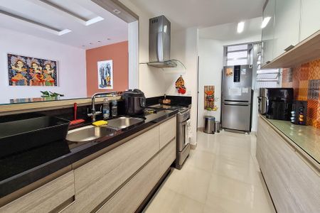 Apartamento à venda com 150m², 3 quartos e 1 vaga Apartamento à venda com 150m², 3 quartos e 1 vagaCozinha