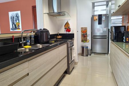 Apartamento à venda com 150m², 3 quartos e 1 vaga Apartamento à venda com 150m², 3 quartos e 1 vagaCozinha