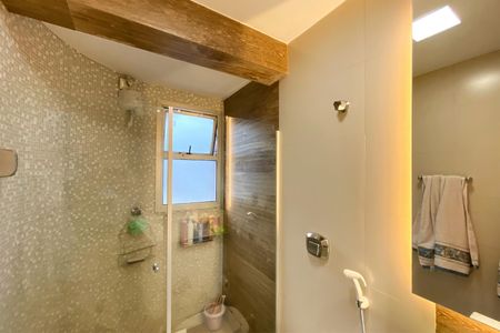 Apartamento à venda com 106m², 3 quartos e 2 vagasBanheiro da Suíte 1