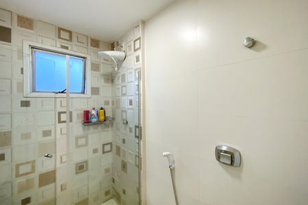 Apartamento à venda com 106m², 3 quartos e 2 vagasBanheiro