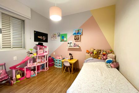 Apartamento à venda com 106m², 3 quartos e 2 vagasQuarto 2