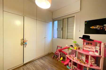 Apartamento à venda com 106m², 3 quartos e 2 vagasQuarto 2