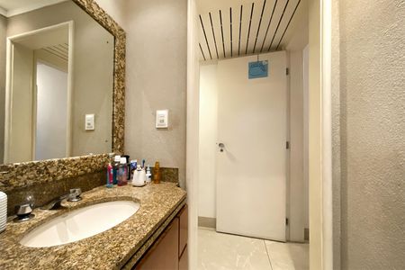 Apartamento à venda com 106m², 3 quartos e 2 vagasBanheiro