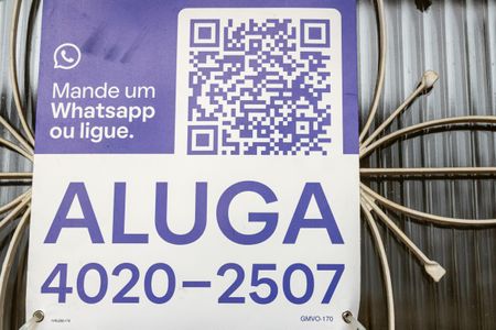 Casa para alugar com 120m², 4 quartos e 1 vagaPlaca Instalada em 10/03/2026 com o código GMVO-170