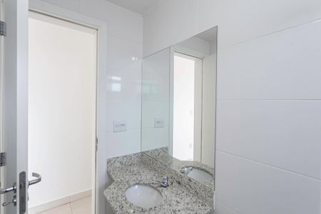 Apartamento à venda com 91m², 2 quartos e 2 vagas Apartamento à venda com 91m², 2 quartos e 2 vagasBanheiro social