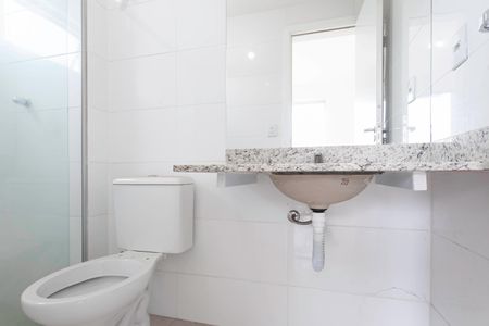 Apartamento à venda com 91m², 2 quartos e 2 vagas Apartamento à venda com 91m², 2 quartos e 2 vagasBanheiro da suíte