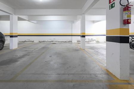 Apartamento à venda com 91m², 2 quartos e 2 vagas Apartamento à venda com 91m², 2 quartos e 2 vagasGaragem