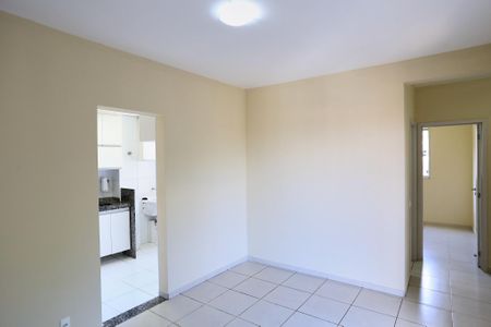 Sala de apartamento para alugar com 2 quartos, 58m² em Paraíso, Belo Horizonte