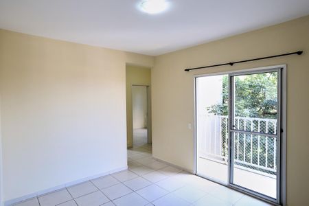 Sala de apartamento para alugar com 2 quartos, 58m² em Paraíso, Belo Horizonte