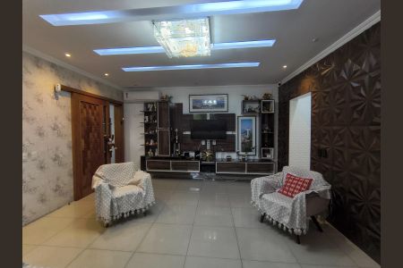 Casa à venda com 3 quartos, 300m² em Taquara, Rio de Janeiro