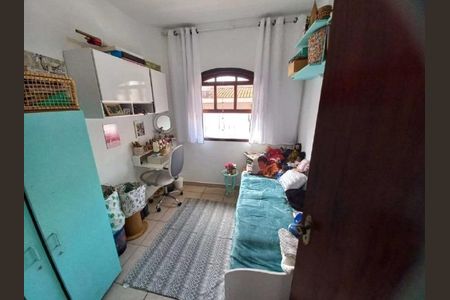 Foto 17 de casa à venda com 4 quartos, 232m² em Santo Antônio, Osasco