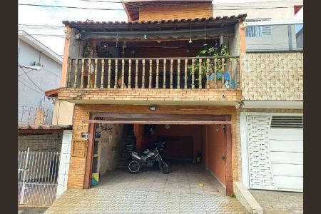 Casa à venda com 232m², 4 quartos e 2 vagasFoto 02
