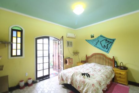 Casa de condomínio à venda com 450m², 6 quartos e 3 vagasSuíte 3