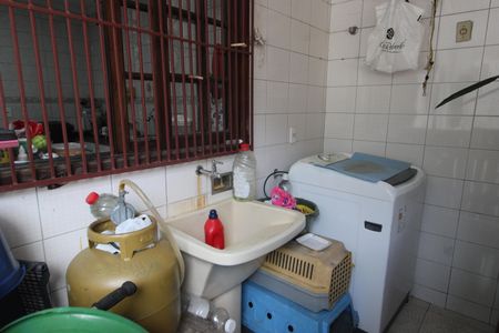 Casa de condomínio à venda com 450m², 6 quartos e 3 vagasÁrea de serviço