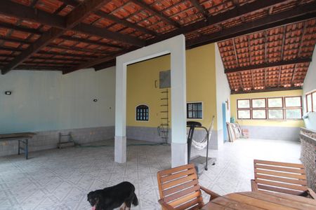 Casa de condomínio à venda com 450m², 6 quartos e 3 vagasTerraço