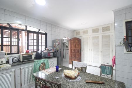 Casa de condomínio à venda com 450m², 6 quartos e 3 vagasCozinha