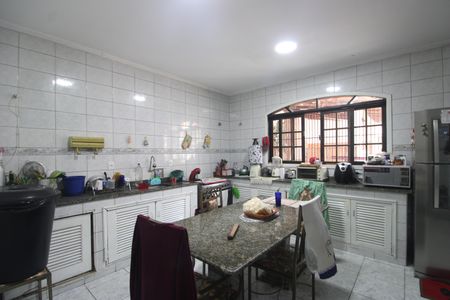 Casa de condomínio à venda com 450m², 6 quartos e 3 vagasCozinha