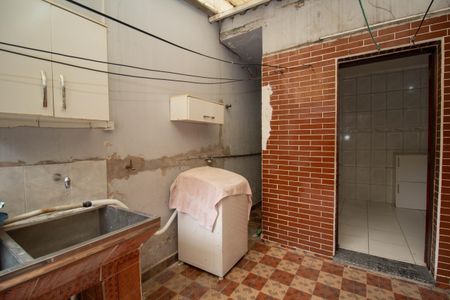 Casa para alugar com 70m², 1 quarto e 1 vagaÁrea de Serviço