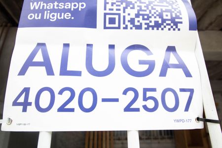 Casa para alugar com 70m², 1 quarto e 1 vagaFachada - Placa instalada