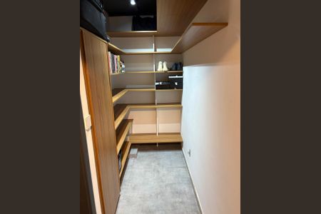 Quarto de apartamento à venda com 3 quartos, 112m² em Vila Madalena, São Paulo