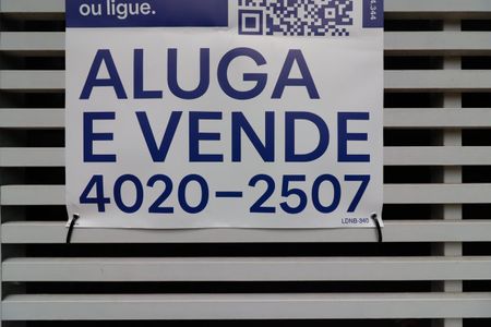 Casa à venda com 82m², 2 quartos e 1 vaga Casa à venda com 82m², 2 quartos e 1 vagaPlaquinha