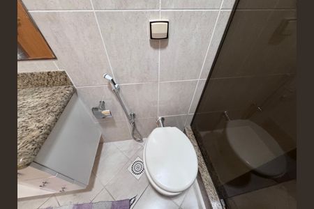 Apartamento para alugar com 100m², 3 quartos e 2 vagasBanheiro Social