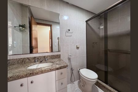 Apartamento para alugar com 100m², 3 quartos e 2 vagasBanheiro Social