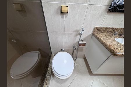 Apartamento para alugar com 100m², 3 quartos e 2 vagasSuíte - Banheiro