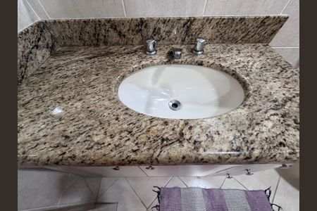 Apartamento para alugar com 100m², 3 quartos e 2 vagasBanheiro Social