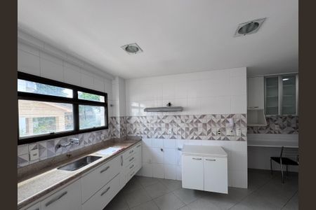 Apartamento para alugar com 100m², 3 quartos e 2 vagasCozinha e Área de Serviço