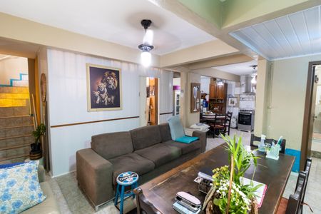 Casa à venda com 3 quartos, 130m² em Partenon, Porto Alegre