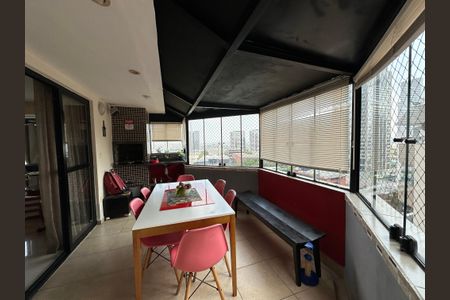 Apartamento à venda com 220m², 4 quartos e 3 vagasVaranda da Sala