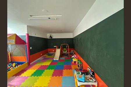 Apartamento à venda com 220m², 4 quartos e 3 vagasBrinquedoteca