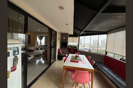 Apartamento à venda com 220m², 4 quartos e 3 vagasVaranda da Sala
