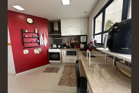 Apartamento à venda com 220m², 4 quartos e 3 vagasCozinha