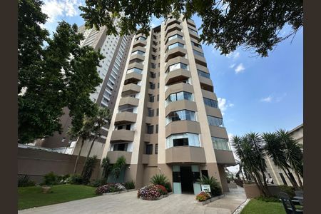 Apartamento à venda com 220m², 4 quartos e 3 vagasFachada