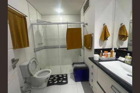 Apartamento à venda com 220m², 4 quartos e 3 vagasBanheiro